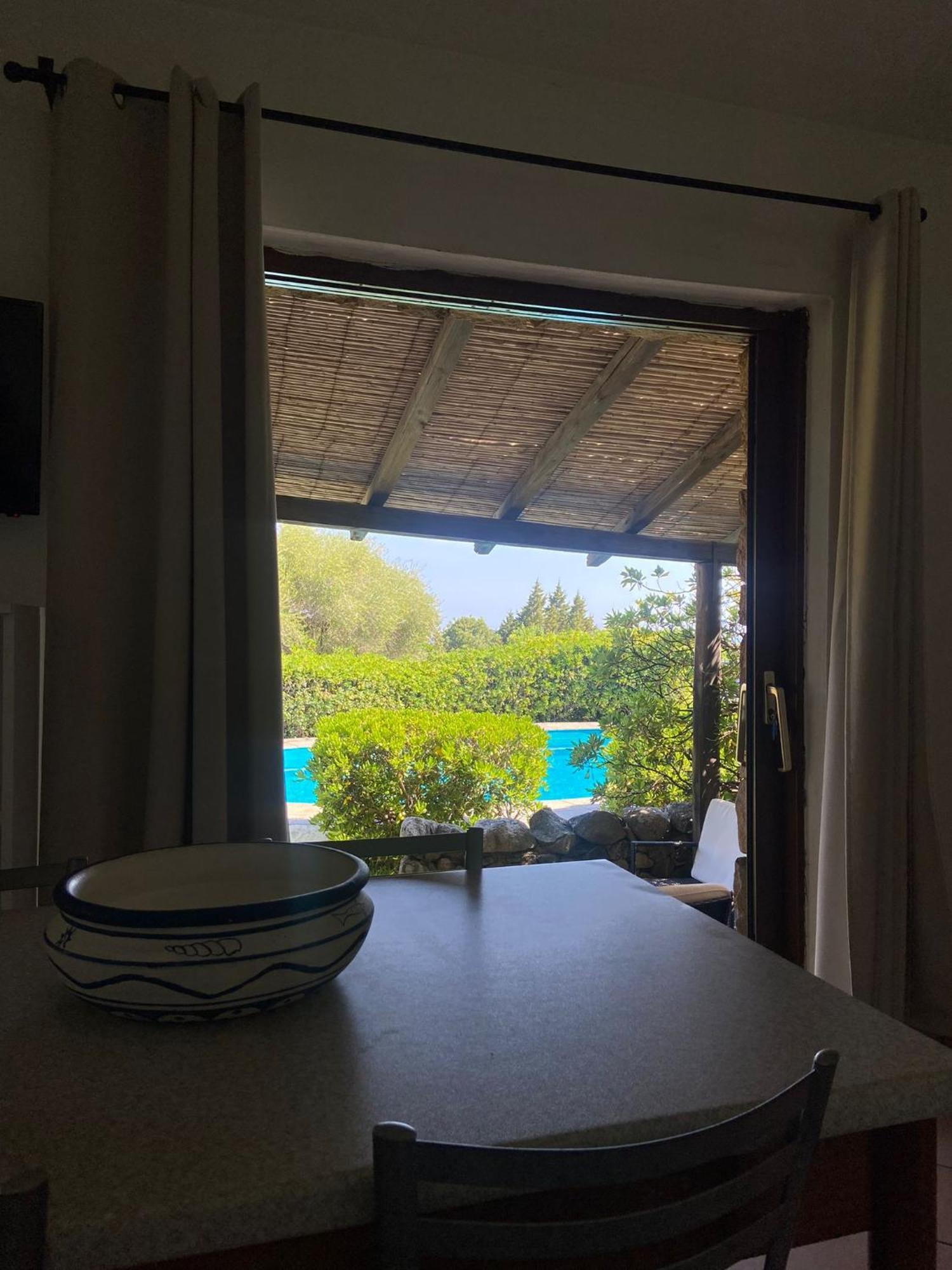 Domus Liscia Di Vacca Aparthotel Bagian luar foto